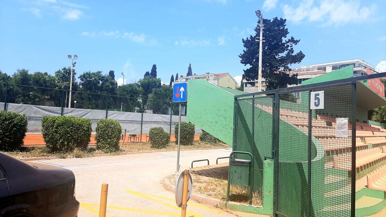 Old Captain'S Apartments - In A Pine Wood By The Sea And Tennis Courts Split Extérieur photo