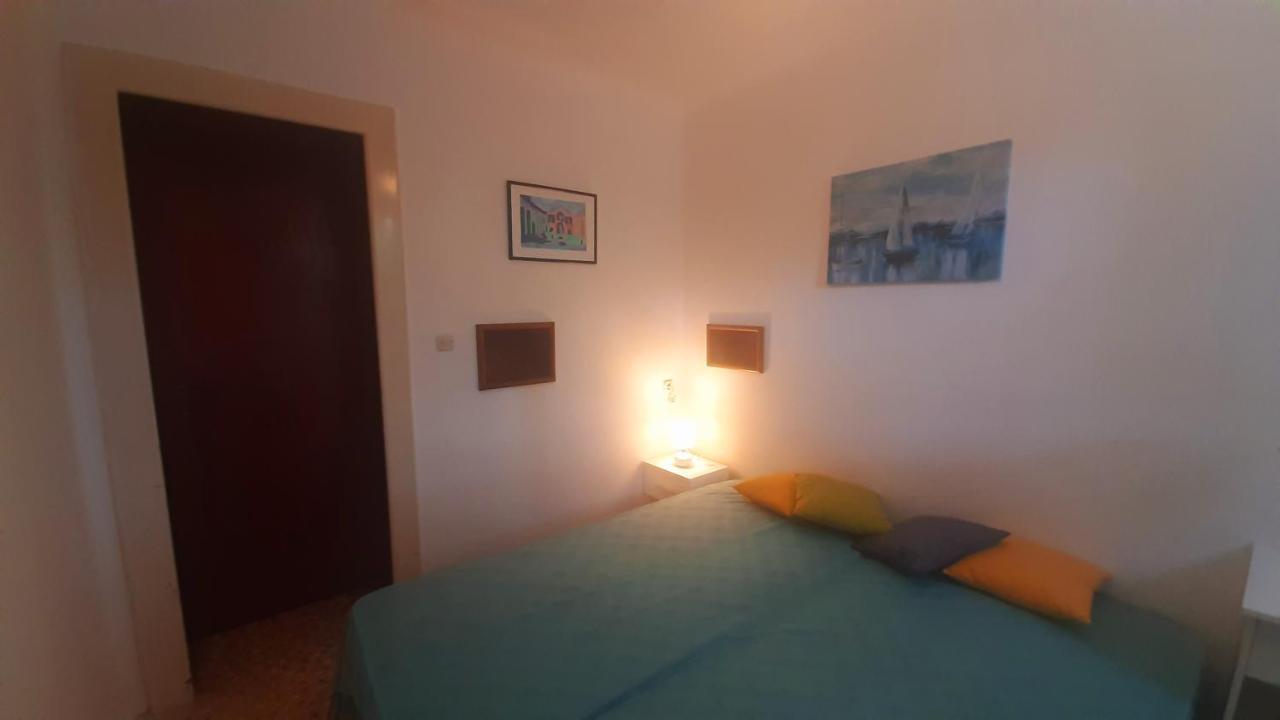 Old Captain'S Apartments - In A Pine Wood By The Sea And Tennis Courts Split Extérieur photo